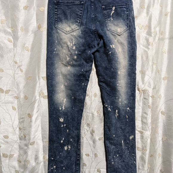 Distressed studded vintage denim jeans 🖤 - Picture 7 of 8